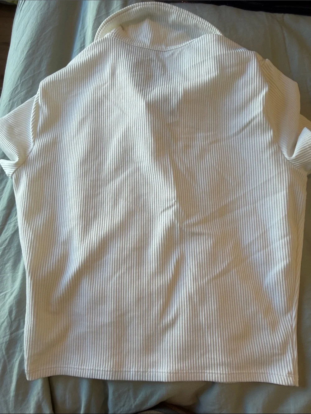 Hollister White Ribbed Polo Crop + 3 White Layering Tops - Picture 4 of 12